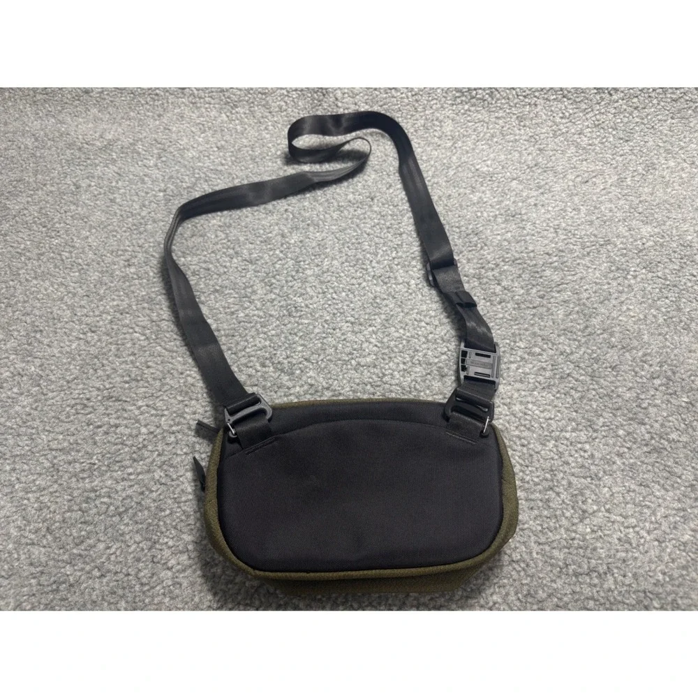 Alpaka  Sling Bag Olive Green‎ Black Crossbody EDC Techwear Magnetic Buckle